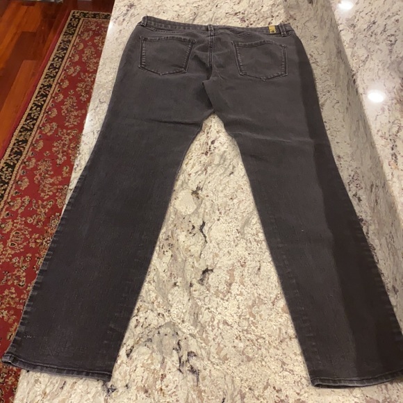 Lauren Conrad black jeans - Picture 4 of 4